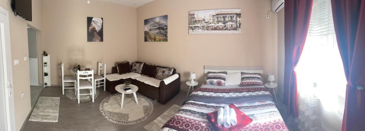 Apartment Downtown Podgorica Kültér fotó